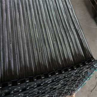 解讀不銹鋼網(wǎng)帶相比其他網(wǎng)帶運(yùn)行時(shí)的優(yōu)勢(shì)