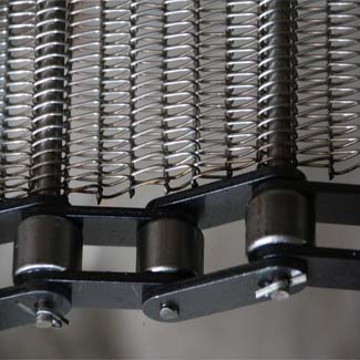 在高溫下使用不銹鋼網帶時需要注意哪些問題