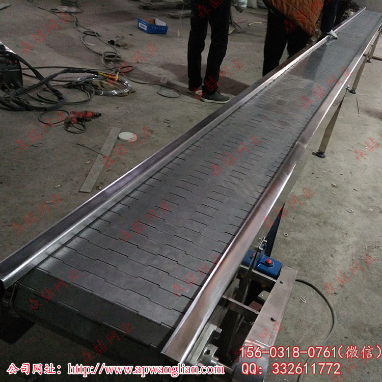 網帶輸送機在輸送陶瓷粉料中的注意事項  